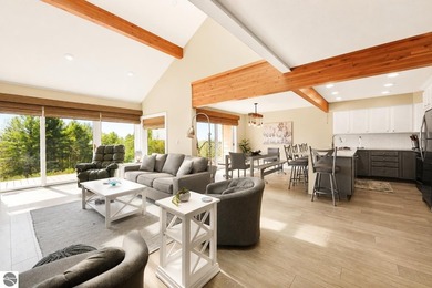 Welcome to luxury resort living in the gated Points West - photo 5