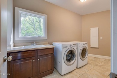 The beautiful, Boone's Creek neighborhood of Lake Meadows is a - photo 46
