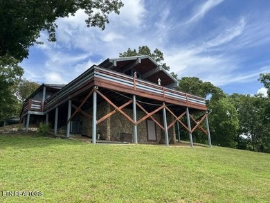 Incredible premier Main Channel Lake Front property. Three - photo 3