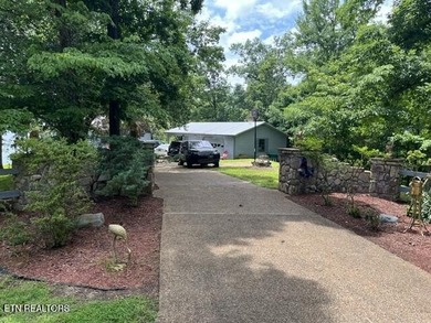 Incredible premier Main Channel Lake Front property. Three - photo 6