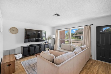 Modernized, Move-In Ready Gem on a Huge Quarter-Acre Lot! - photo 4