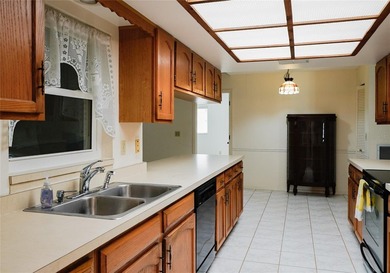 Unlock incredible equity and design your dream lifestyle in the - photo 7