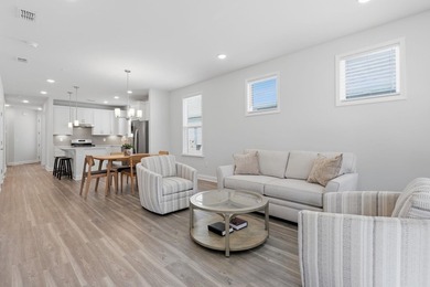 Experience Resort-Style Living Every Day in One of North Myrtle - photo 13