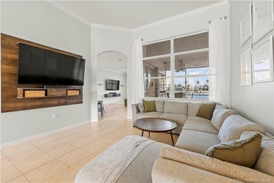 Price improvement! This stunning LAKEFRONT 3BR/2BA/2CG + den - photo 13