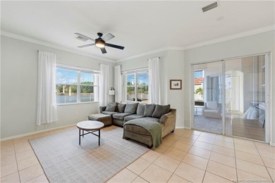 Price improvement! This stunning LAKEFRONT 3BR/2BA/2CG + den - photo 16