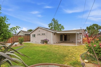 Welcome to this Beautifully updated 3-bedroom, 2-bath home - photo 25