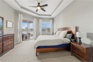 Price improvement! This stunning LAKEFRONT 3BR/2BA/2CG + den - photo 28