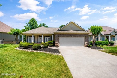 HIGHLY MOTIVATED SELLER! Move-in ready and meticulously - photo 1