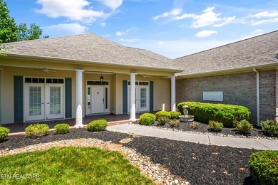 HIGHLY MOTIVATED SELLER! Move-in ready and meticulously - photo 2