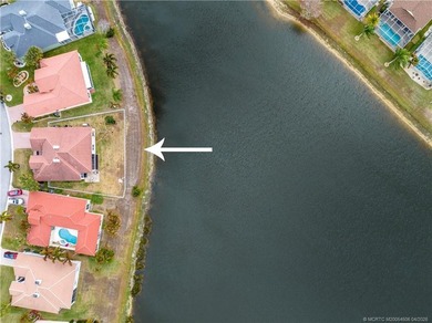 Price improvement! This stunning LAKEFRONT 3BR/2BA/2CG + den - photo 47
