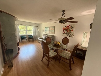 PRICE TO SELL Move-in ready, super clean all furnish, turnkey - photo 7