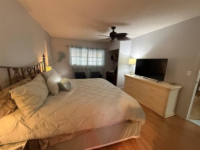 PRICE TO SELL Move-in ready, super clean all furnish, turnkey - photo 9