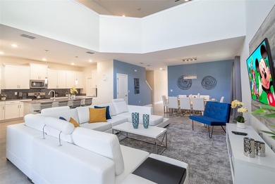 Beautiful 5-bedroom, 5-bathroom vacation home featuring two - photo 2