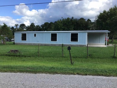 Crescent Lake - Putnam County Home For Sale in Crescent City Florida