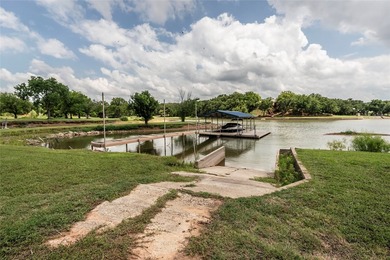 Lakefront Living on Lake Nocona! Escape to this spacious - photo 20