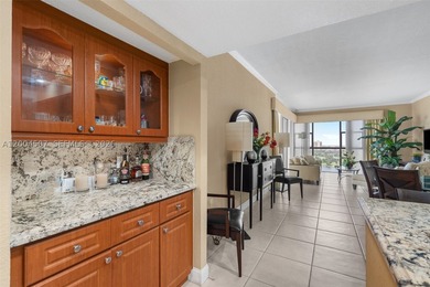 Stunning PENTHOUSE CORNER unit now available in the prestigious - photo 22