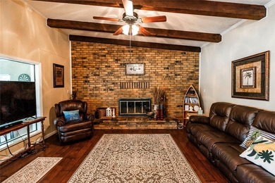 Lakefront Living on Lake Nocona! Escape to this spacious - photo 34