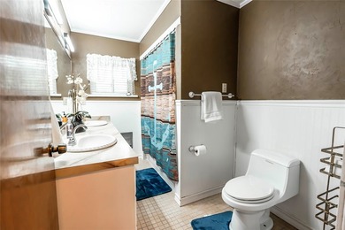 Lakefront Living on Lake Nocona! Escape to this spacious - photo 40