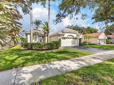 Peaceful lake views, soaring ceilings and one of the best - photo 10