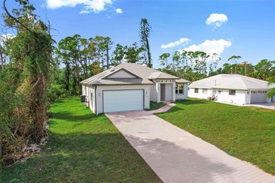 MOVE IN READY! Beautiful new construction in the waterfront Gulf - photo 3