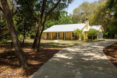 Lake Home For Sale in Melrose, Florida