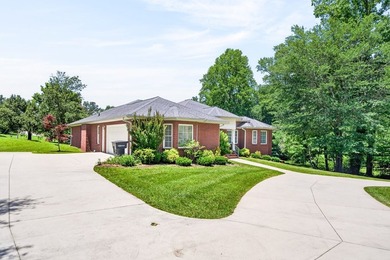 Step inside this beautiful all-brick home featuring 4 spacious - photo 3