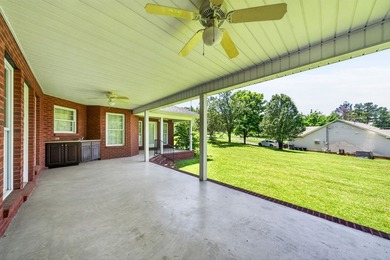 Step inside this beautiful all-brick home featuring 4 spacious - photo 5