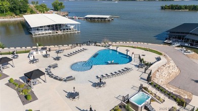 UPSCALE LAKEFRONT CONDO! Discover style with this 2023-built - photo 17