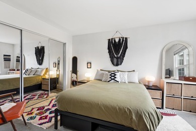 Welcome to St. George Place in the heart of Mount Pleasant. This - photo 21