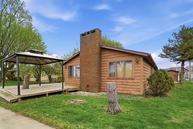 LAKEFRONT!!! Escape to the water in this 2 bedroom, 2 bath - photo 3