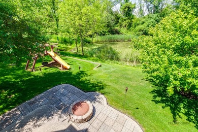 PICTURE-PERFECT CURB APPEAL, 3-CAR GARAGE, PEACEFUL CUL-DE-SAC - photo 38
