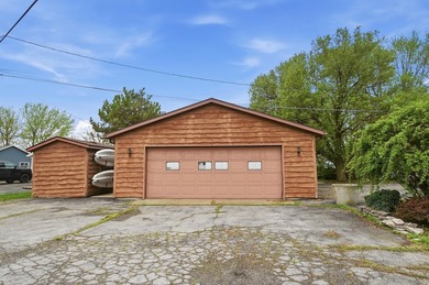 LAKEFRONT!!! Escape to the water in this 2 bedroom, 2 bath - photo 8