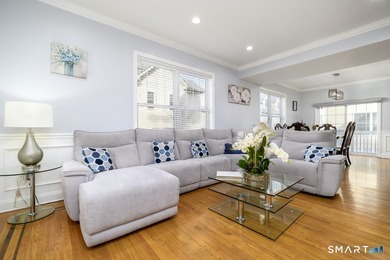 Welcome to this rare 3 bedroom, 3.5 bath townhouse! Located in a - photo 4