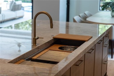 Exceptional value for a brand-new ultra-luxury home in the heart - photo 11