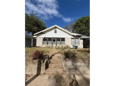 Veterans Lake Home For Sale in Sulphur Oklahoma