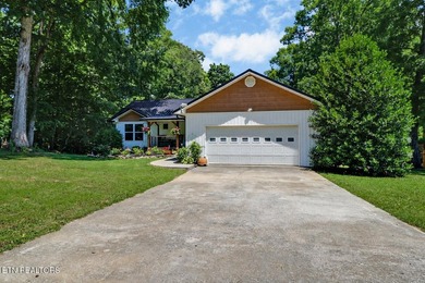 Welcome to your own waterfront retreat on the Tennessee River! - photo 6