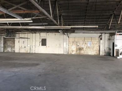Rare opportunity to own a well-located 6,000 SF industrial - photo 6