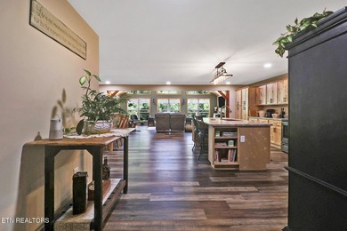 Welcome to your own waterfront retreat on the Tennessee River! - photo 10