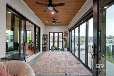 Wake up, walk to your boat, spend the afternoon at Robinson - photo 12