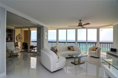 Beach Front! Step in to this stunning and spacious 3 bedroom 2 - photo 16