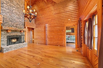 Exquisite Lakefront Log Retreat on Lake Santeetlah. Discover the - photo 20