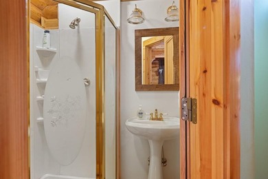 Exquisite Lakefront Log Retreat on Lake Santeetlah. Discover the - photo 40