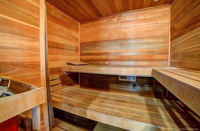 Beach Front! Step in to this stunning and spacious 3 bedroom 2 - photo 46