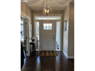 Nestled in the desirable Reserve at Heceta Lake community, this - photo 7