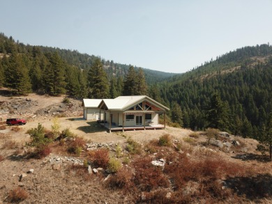 Lake Home For Sale in Curlew, Washington
