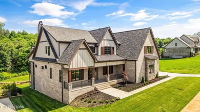 In a market where luxury new construction is practically - photo 3