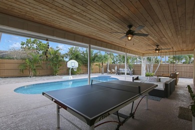 Welcome to 30 Chestnut Trail in the heart of Tequesta! This - photo 7
