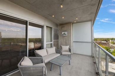 Lowest price in the Fifth for this perfectly appointed, turnkey - photo 11
