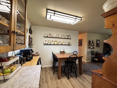 Welcome home to this beautifully maintained 1969 charmer - photo 11