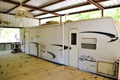 Welcome to your Lake Fork retreat in the gated community of Sun - photo 12